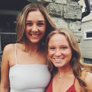 Meet your Posher, Clate